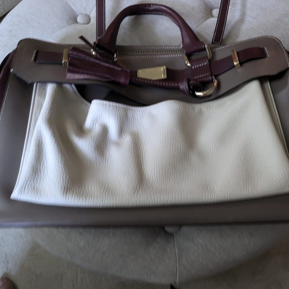Leather handbag